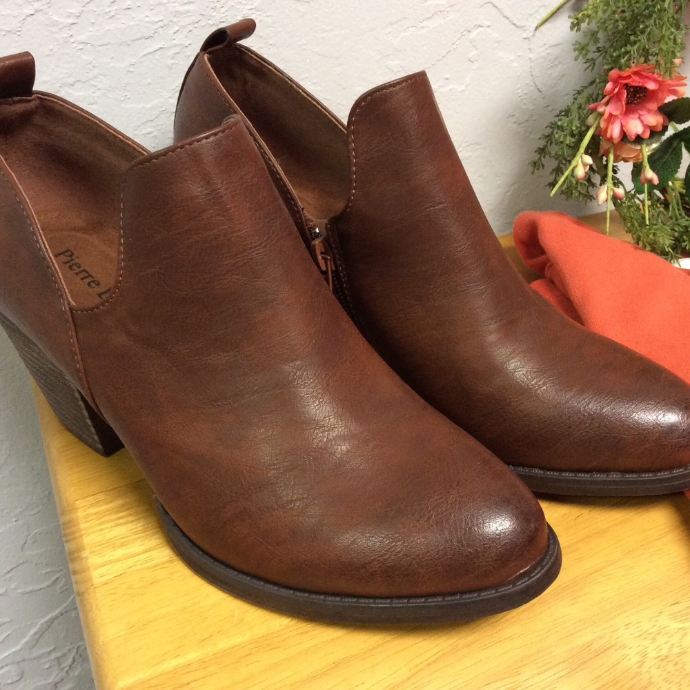 Pierre Dumas Bootie